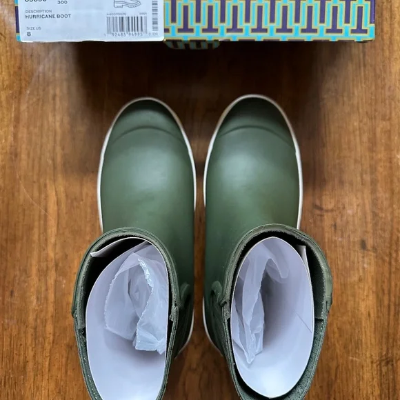 Tory Burch Rubber Hurricane Booties Boots, Leccio Green, 8, NEW - Picture 6 of 7